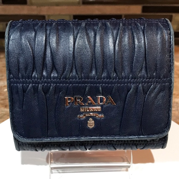 PRADA Gathered Lambskin Leather Trifold Wallet πππ₯ - Picture 1 of 17